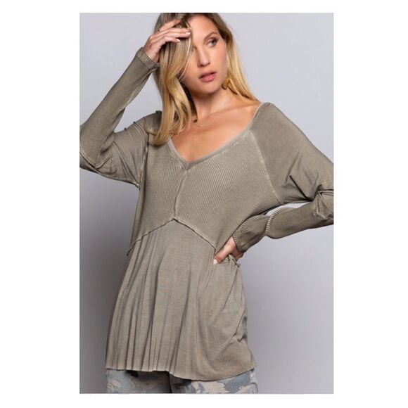 LONG Sleeve Top with Ribbed Detail Light Wash - Picture 3 of 14